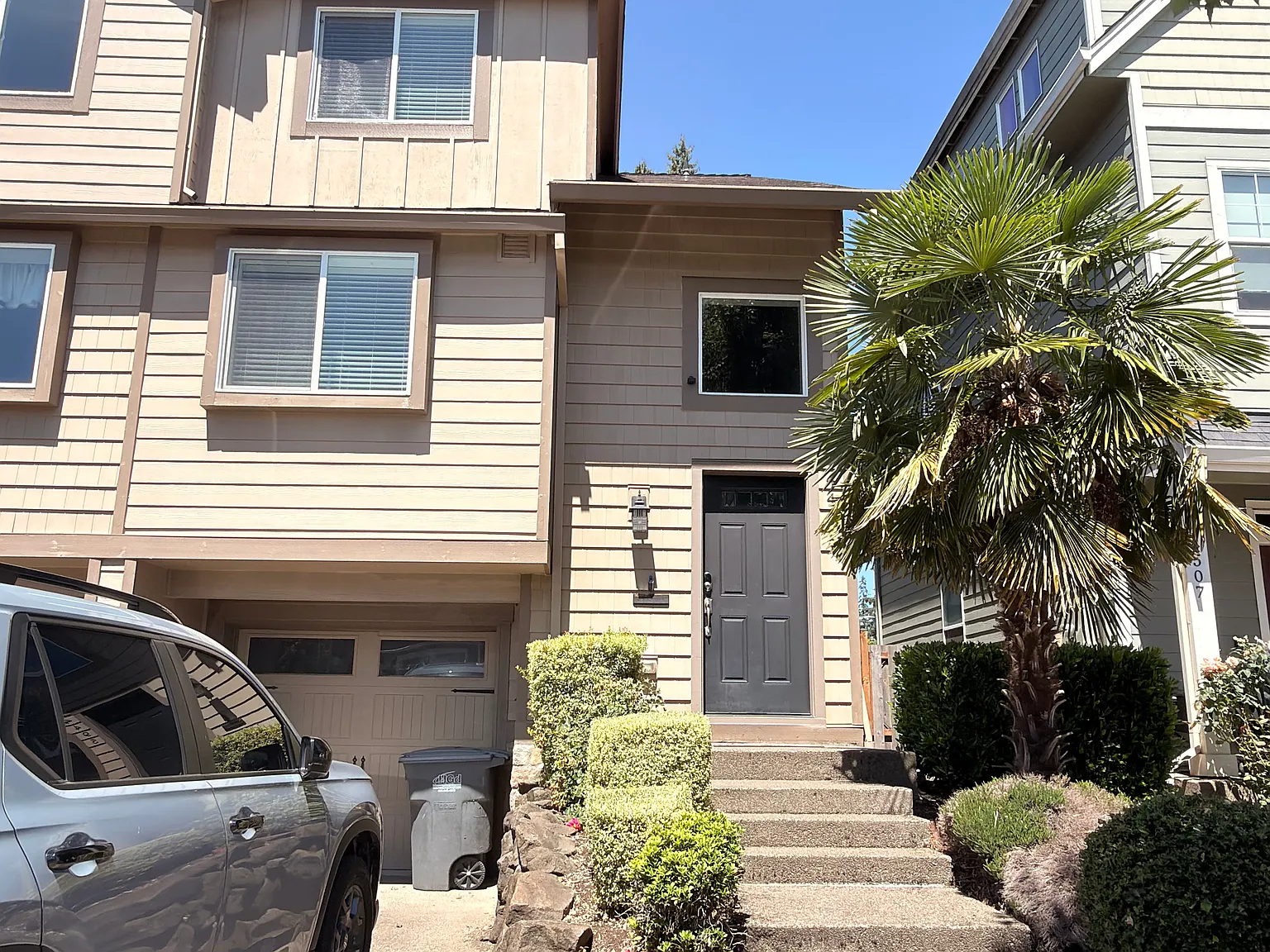 3 bed, 1653 sqft, $2,595 — Photo 1