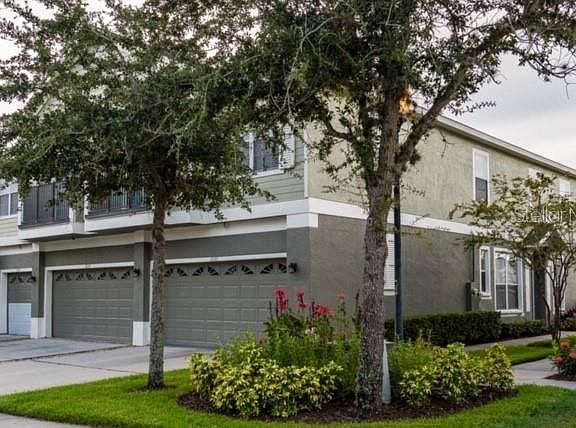 2nd image of 2059 Estancia Cir