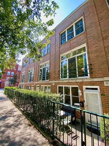 3300 N Kenmore Ave #D Photo 1 3300 N Kenmore Ave #D Photo 1