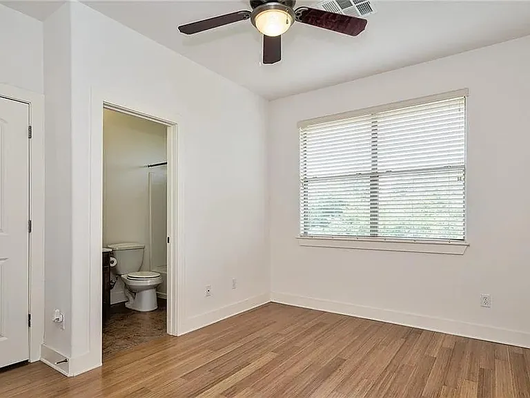 13420 Lyndhurst St #602 — Photo 3