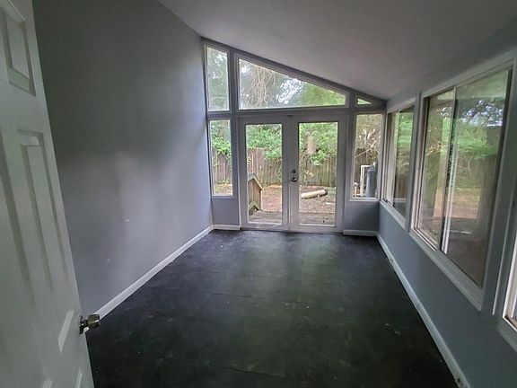 4th image of 7405 32nd Ave S