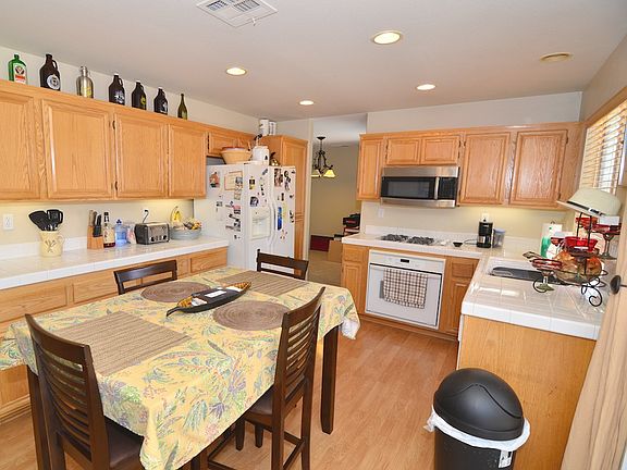 2nd image of 604 Hillhaven Dr