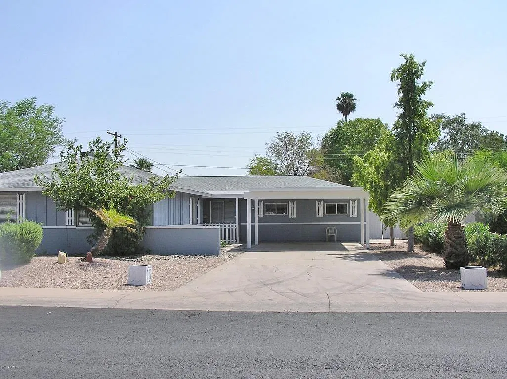 4 bed, 2286 sqft, $2,950 — Photo 1
