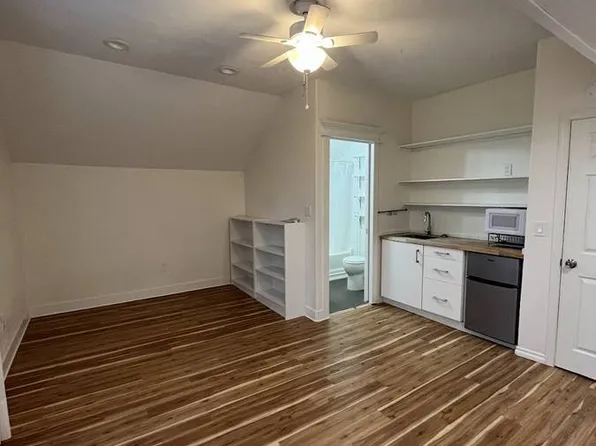 (undisclosed Address), Oregon City, OR 97045