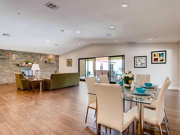 Living /dining