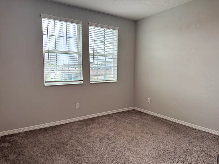 730 Rivington Ave — Photo 19