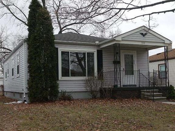 3rd image of 525 Cleophus Pkwy
