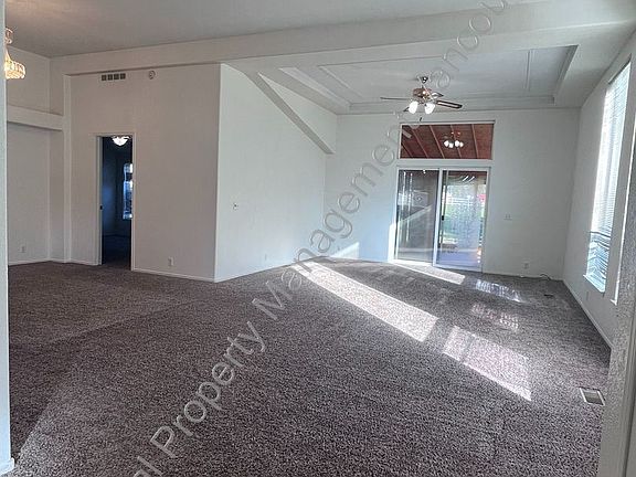 3rd image of 14715 NE 115th Ct #A