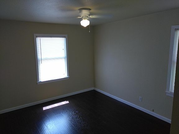 5th image of 2505 24th Ave