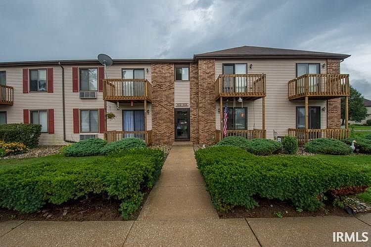 1st image of 403 Clarinet Blvd E