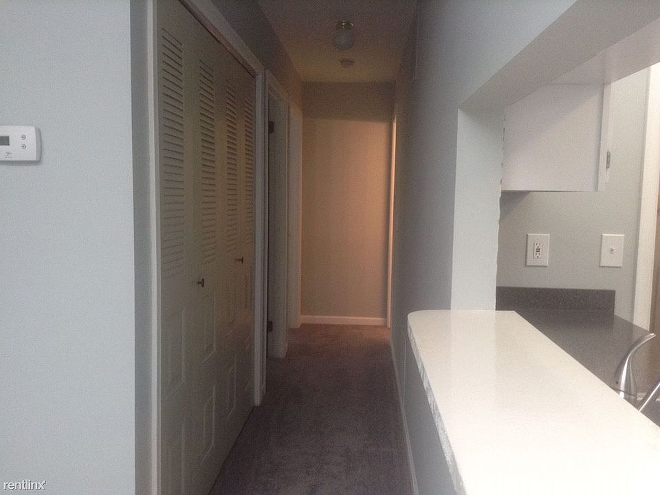 1st image of 86 Sussex Pl #1106