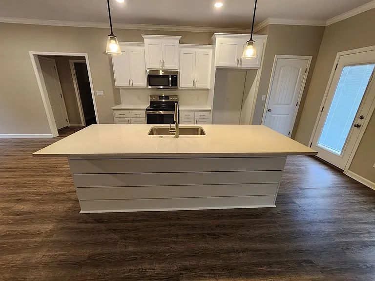 117 Stonebriar Dr — Photo 4