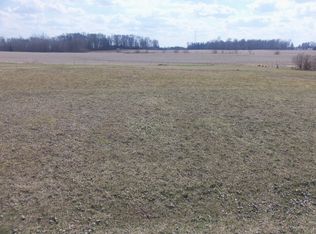 W Maple Dr, Peru, IN 46970