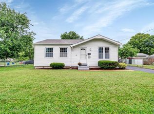 2581 Monica Dr, Maryland Heights, MO