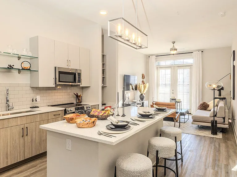 Tessa Matthews Homes, Townhomes and Apartments — Photo 33