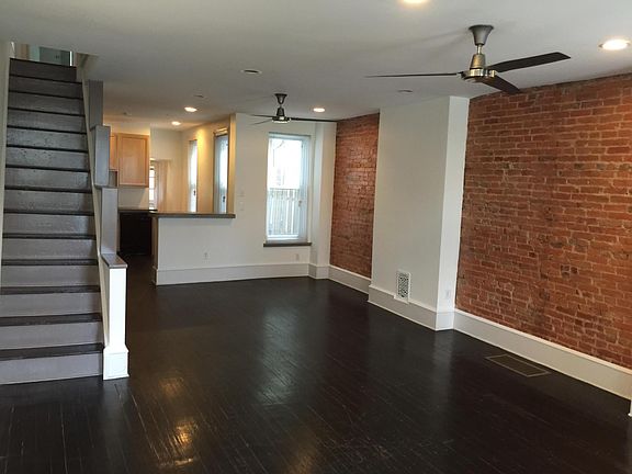 3rd image of 333 Leverington Ave #3