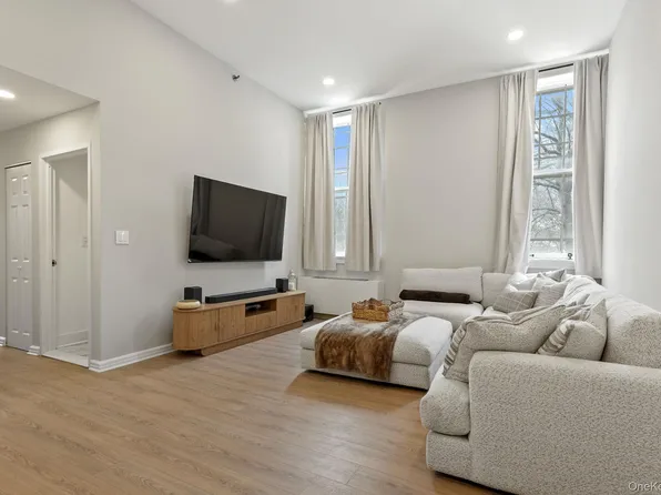 5108 Villa At The, Peekskill, NY 10566