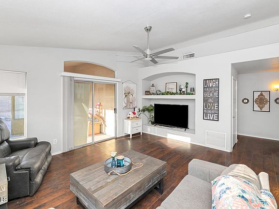 3rd image of 20234 N 71ST Lane