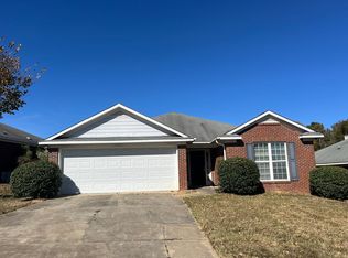 8037 Garrett Pines Dr, Midland, GA 31820