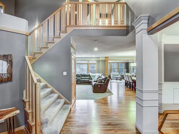 718 Martin Ave, Hudson, WI 54016