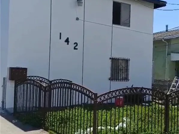 142 W 94th St, Los Angeles, CA