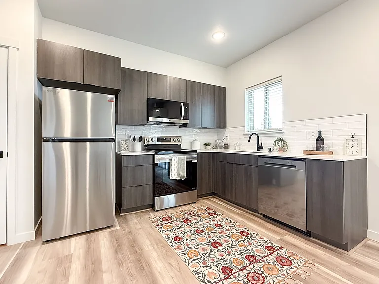 Grandridge Meadows Lofts — Photo 7