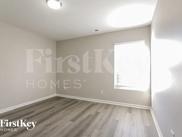 7421 Lamplighter Close Dr — Photo 13