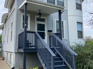 3904 Grove Ave, Brookfield, IL 60513