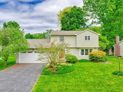 8 Maridana Dr, Fairport, NY, 14450