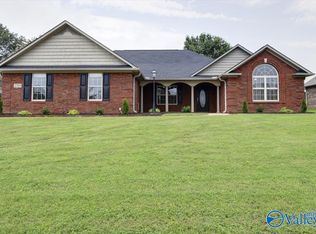 27105 Newberry Ln, Athens, AL 35613