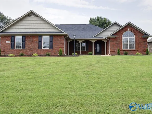 27105 Newberry Ln, Athens, AL 35613