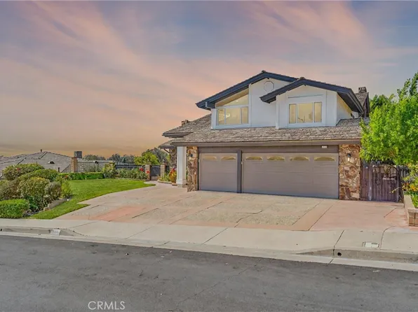2223 E Vista Mesa Way, Orange, CA 92867