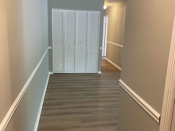 2nd image of 11053 Camfield Ct #8B-102