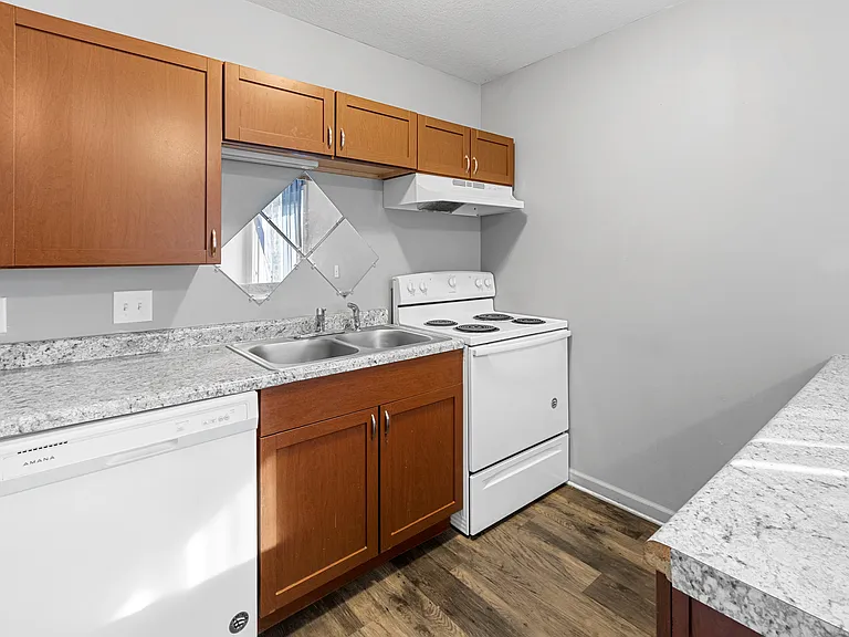 711 Allison Ave #9 — Photo 6