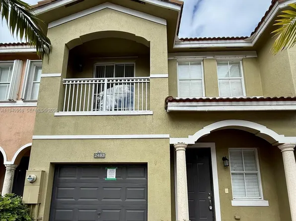 2483 SE 14th St, Homestead, FL 33035