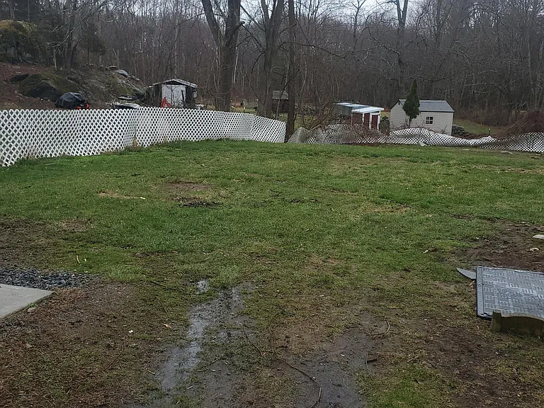 922 Tourtellot Hill Rd — Photo 3