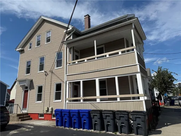 52 Erastus St, Providence, RI