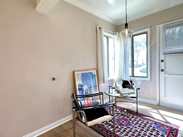 2125 Stewart St — Photo 15