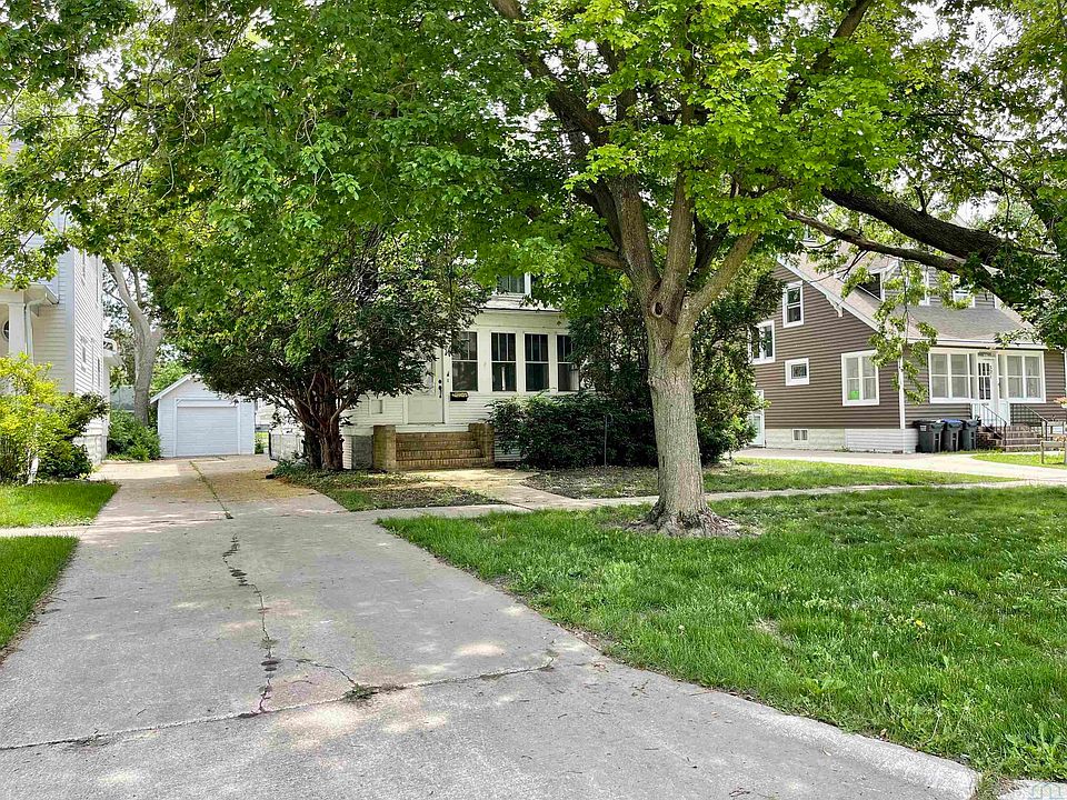 1st image of 327 Otsego St