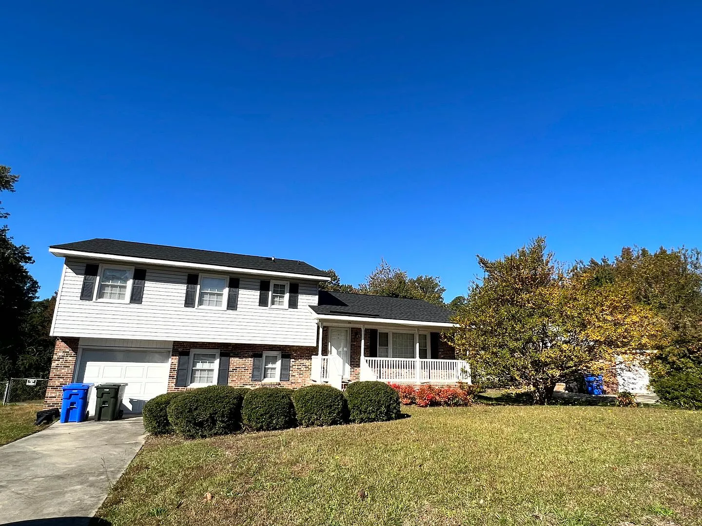 226 Bayfield ~ North Shore Estates — Photo 1