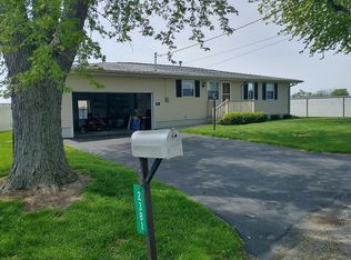 2381 Durbin Dr, Fremont, OH 43420