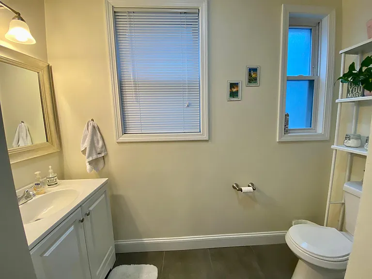 3235 Washington St #2 — Photo 17