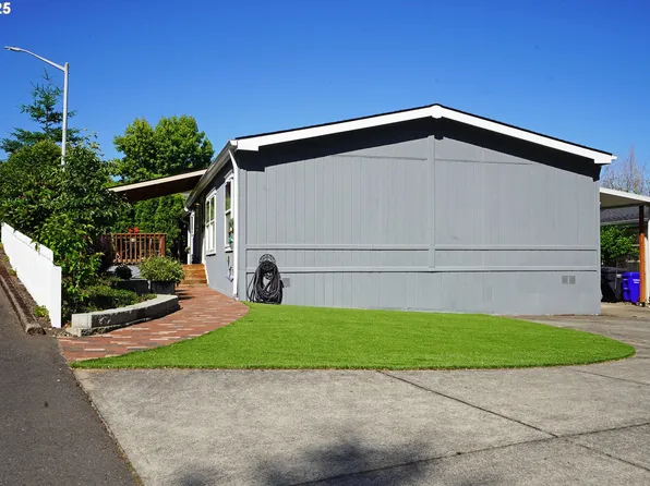 14983 S Brookfield Dr, Oregon City, OR 97045