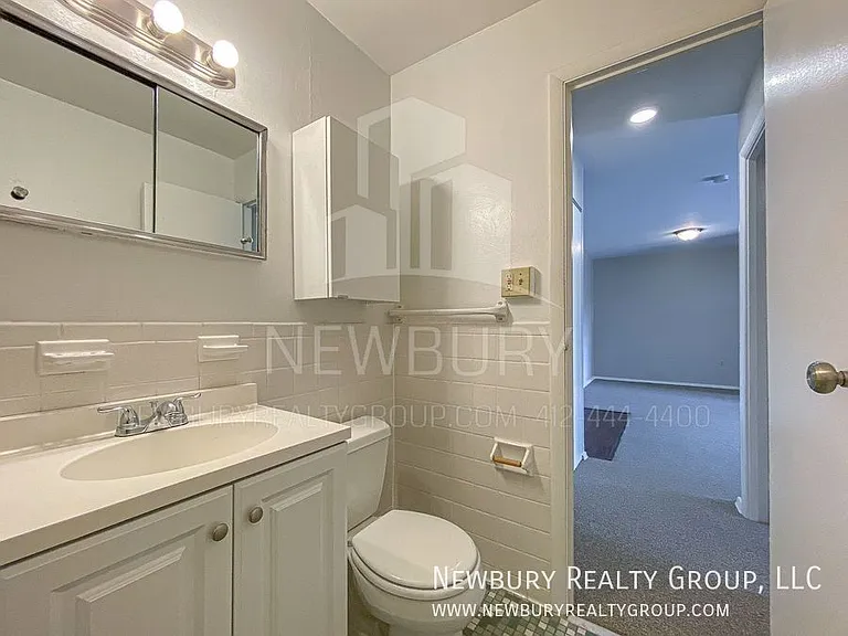 1459 Poplar St #10 — Photo 25