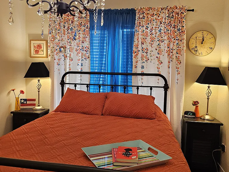 1026 Euclid St #1 — Photo 8