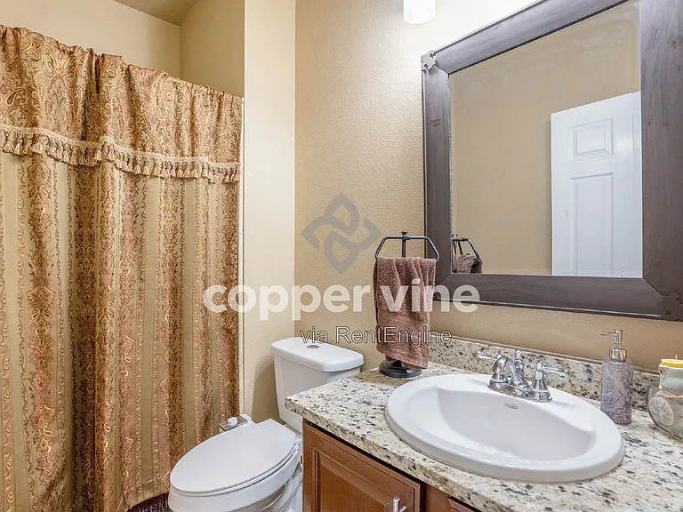 13148 Logan St — Photo 21