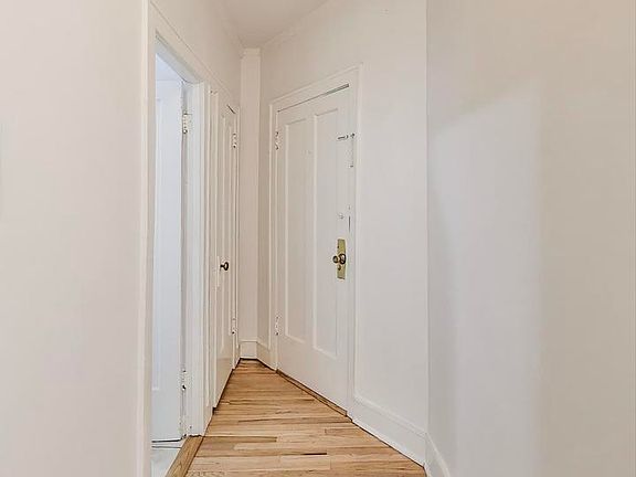 5th image of 108 S Scoville Ave APT 2C