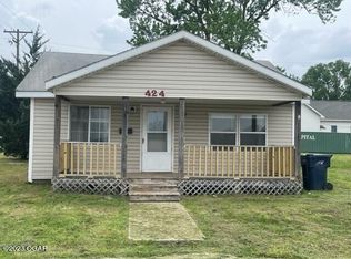 424 S Elliott St, Webb City, MO 64870