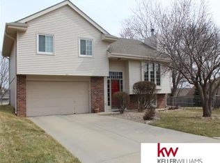 5267 N 130th Cir, Omaha, NE 68164