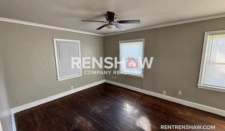 1330 Victor Dr — Photo 3